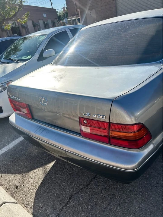 1996 Lexus LS 2nd Gen - Image 3 of 6