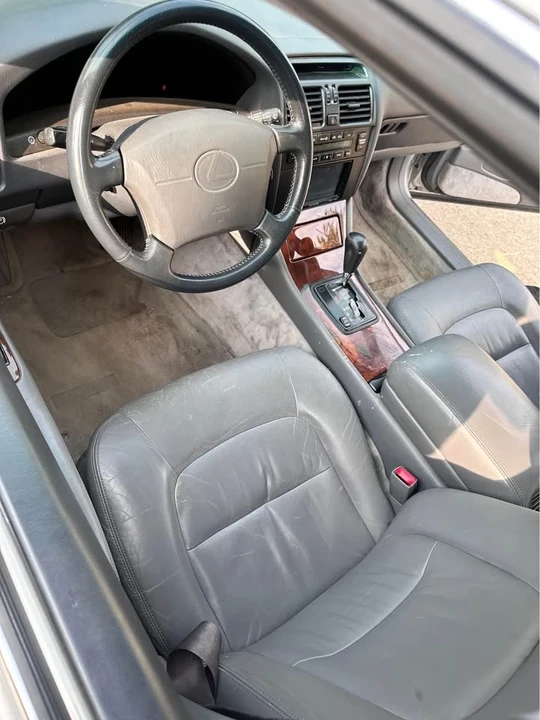 1996 Lexus LS 2nd Gen - Image 5 of 9