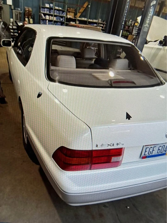 1996 Lexus LS 2nd Gen - Image 3 of 3