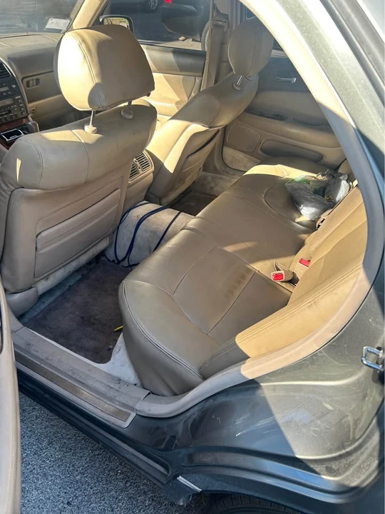 1996 Lexus LS 2nd Gen - Image 4 of 6