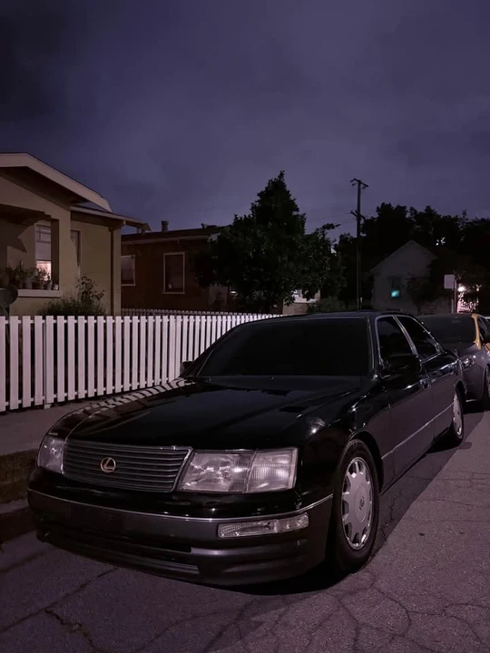 1996 Lexus LS 1st Gen - Image 10 of 10