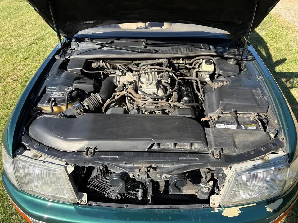 1996 Lexus LS 2nd Gen - Image 17 of 19