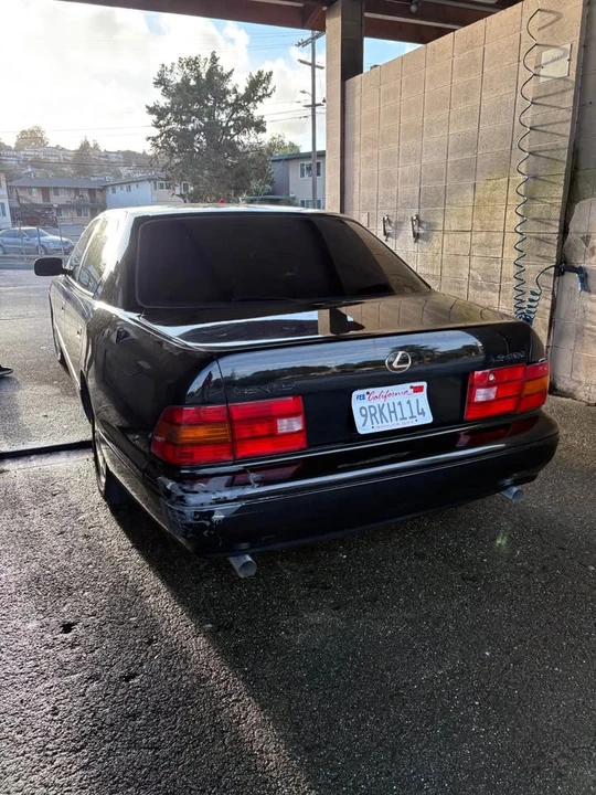 1996 Lexus LS 1st Gen - Image 9 of 10