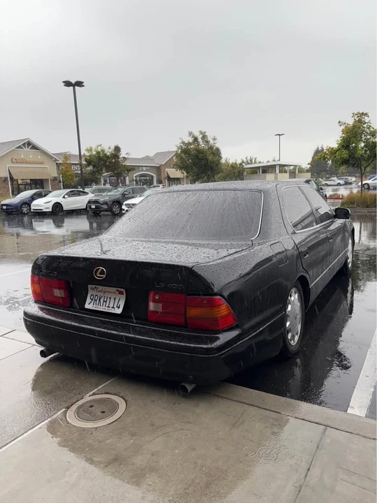 1996 Lexus LS 1st Gen - Image 6 of 10