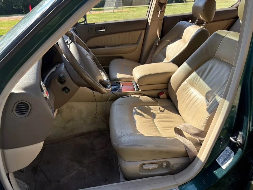 1996 Lexus LS 2nd Gen - Image 14 of 19