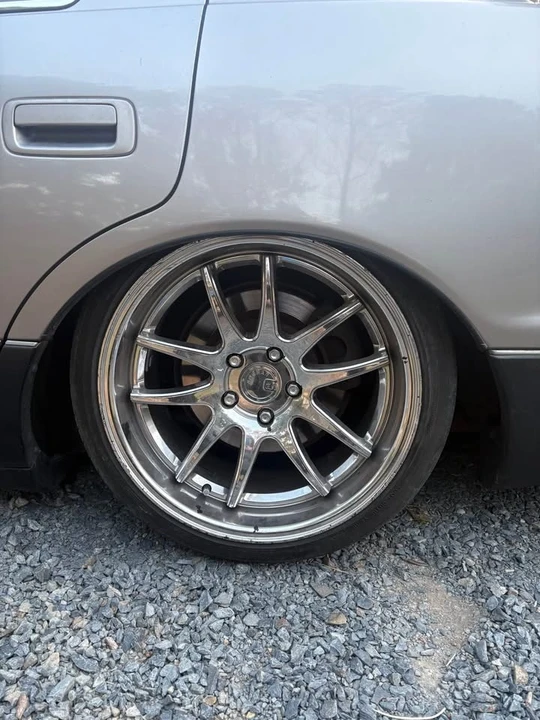 1996 Lexus LS 2nd Gen - Image 5 of 6