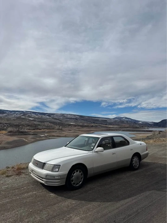 1996 Lexus LS 2nd Gen - Image 3 of 3