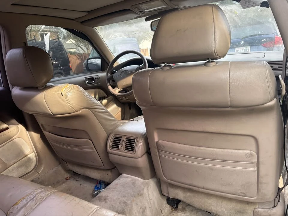1996 Lexus LS 2nd Gen - Image 8 of 9