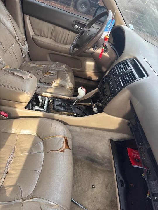 1996 Lexus LS 2nd Gen - Image 6 of 9
