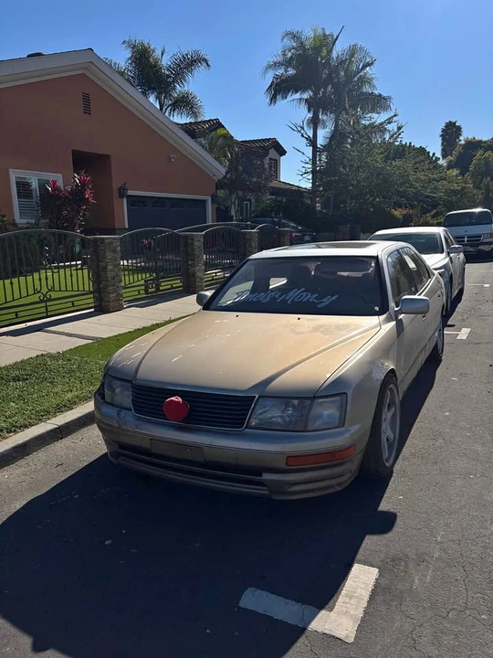 1996 Lexus LS 2nd Gen - Image 2 of 7