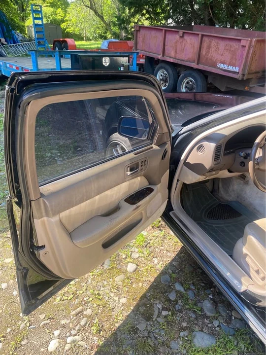 1996 Lexus LS 2nd Gen - Image 10 of 12
