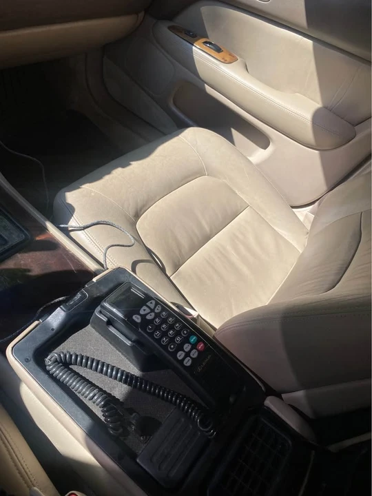 1996 Lexus LS 2nd Gen - Image 5 of 12