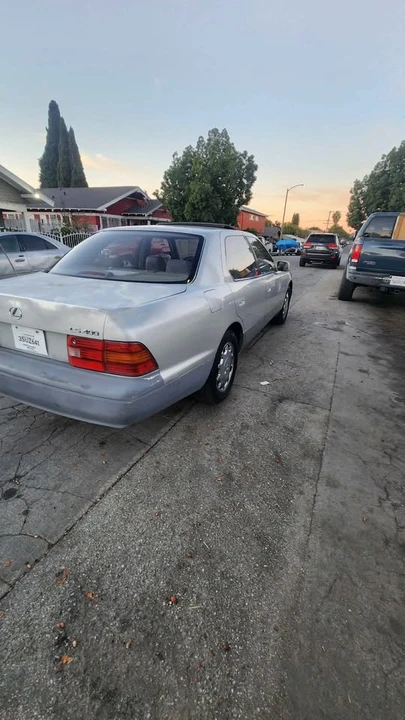 1996 Lexus LS 2nd Gen - Image 6 of 15