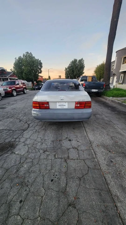 1996 Lexus LS 2nd Gen - Image 7 of 15