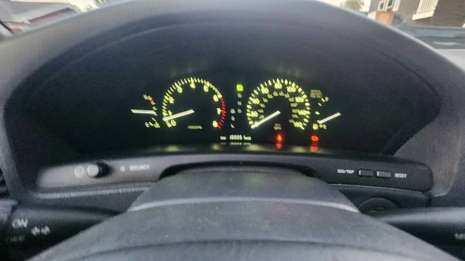 1996 Lexus LS 2nd Gen - Image 14 of 15