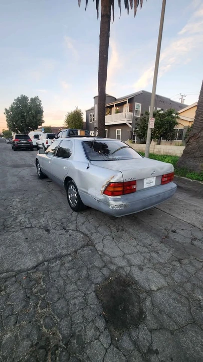 1996 Lexus LS 2nd Gen - Image 8 of 15