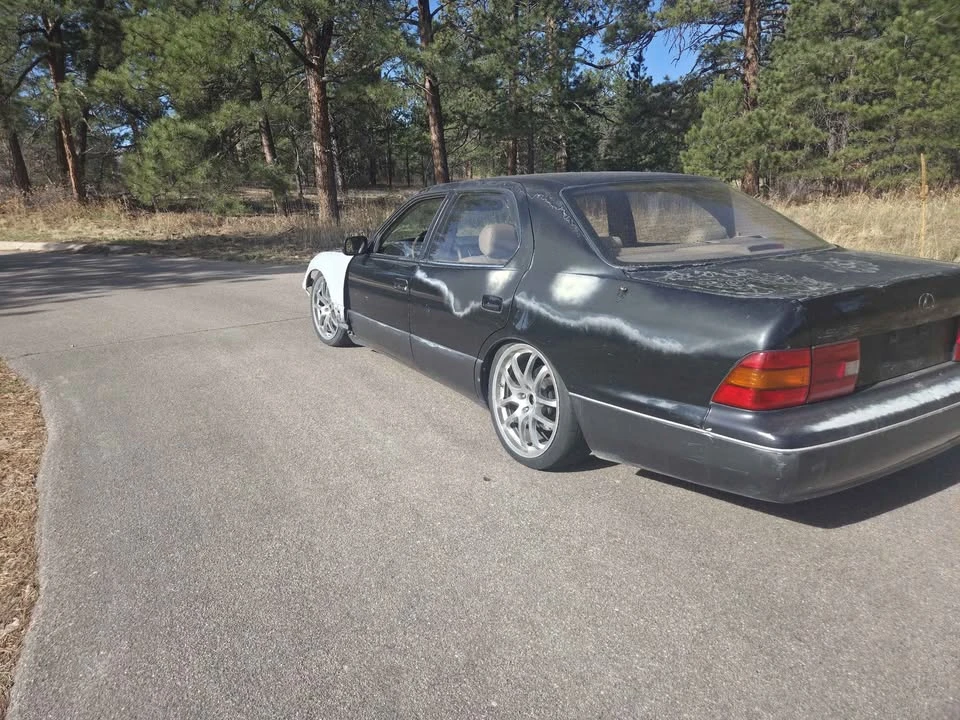 1996 Lexus LS 2nd Gen - Image 5 of 8