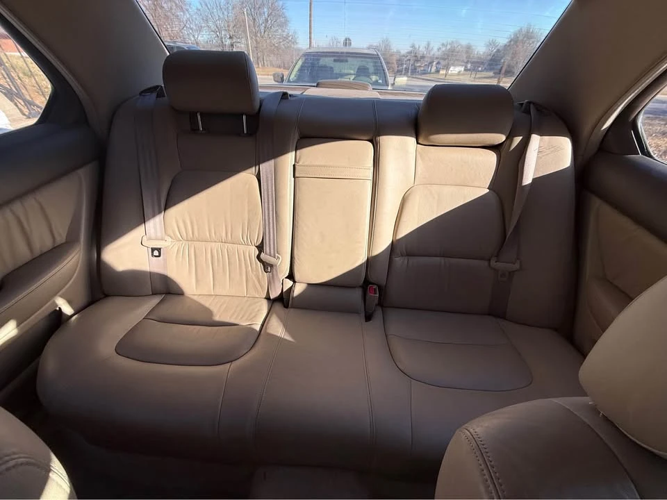 1996 Lexus LS 2nd Gen - Image 8 of 9