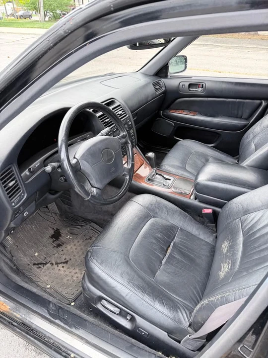 1996 Lexus LS 2nd Gen - Image 5 of 7
