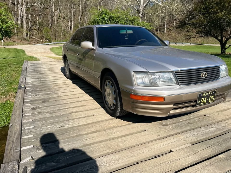 1996 Lexus LS 2nd Gen - Image 2 of 10