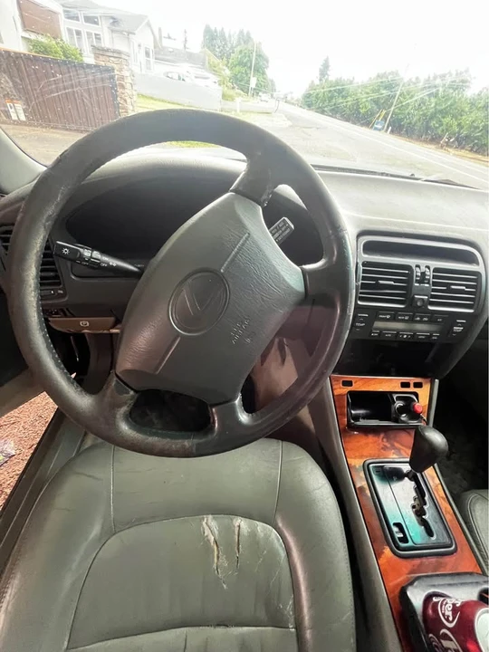 1996 Lexus LS 2nd Gen - Image 6 of 16