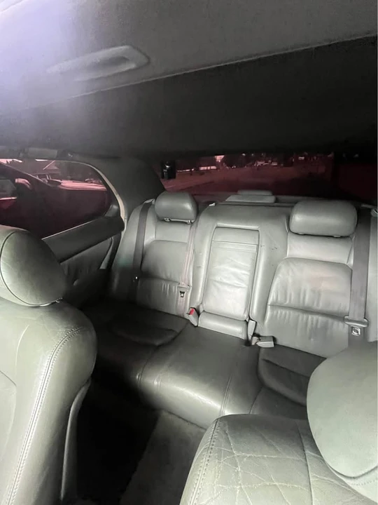 1996 Lexus LS 2nd Gen - Image 5 of 16
