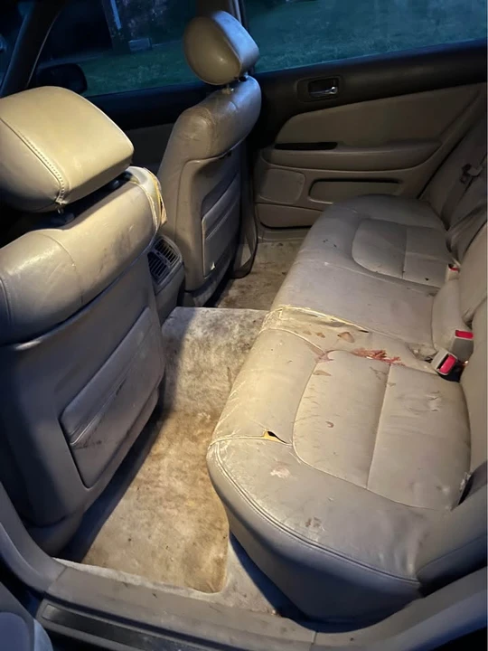 1996 Lexus LS 2nd Gen - Image 9 of 10