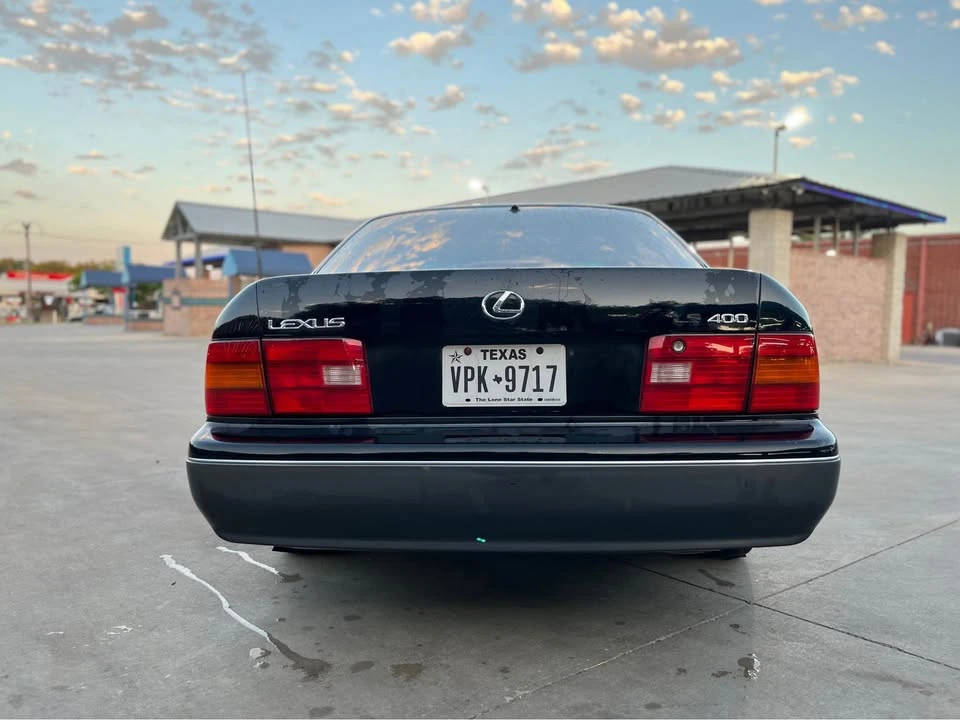 1996 Lexus LS 2nd Gen - Image 4 of 10