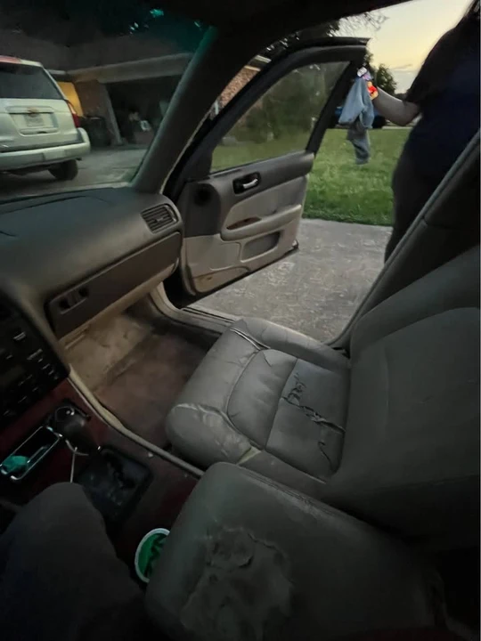 1996 Lexus LS 2nd Gen - Image 10 of 10