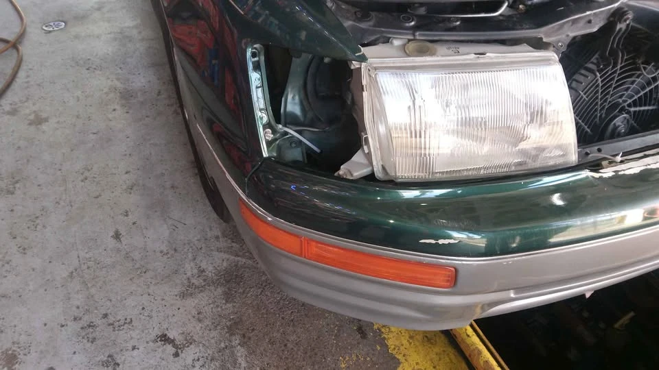 1996 Lexus LS 2nd Gen - Image 15 of 16