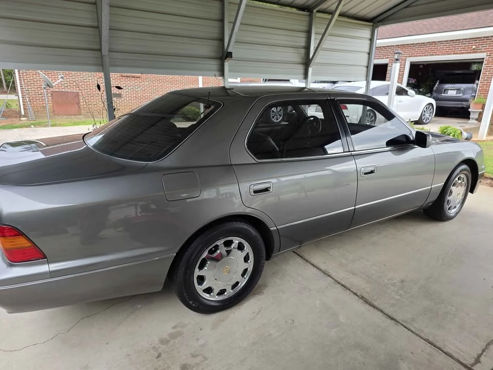 1996 Lexus LS 2nd Gen - Image 3 of 3