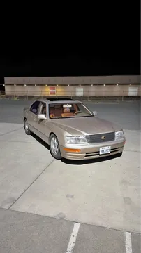 1996 Lexus LS 400 Sedan 4D