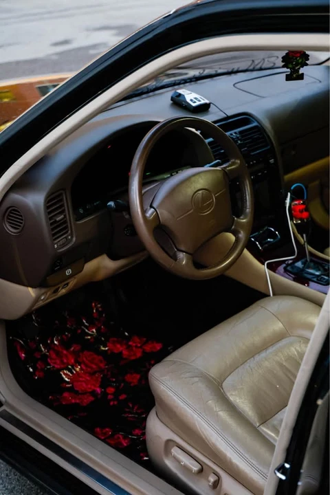 1996 Lexus LS 2nd Gen - Image 2 of 5