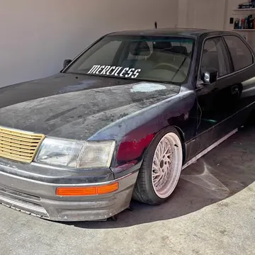 1996 Lexus LS 400 Sedan