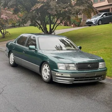 1996 Lexus LS 400 Sedan 4D