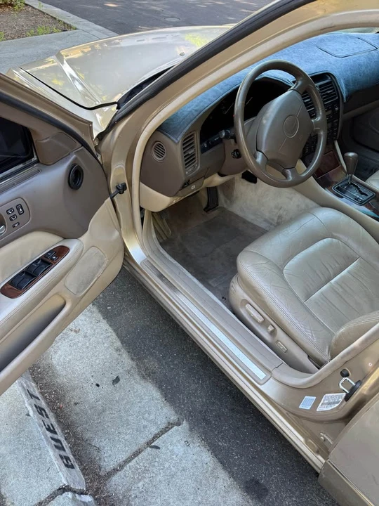 1996 Lexus LS 2nd Gen - Image 11 of 11