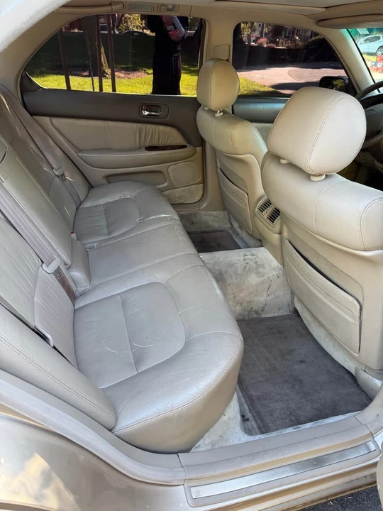 1996 Lexus LS 2nd Gen - Image 8 of 11