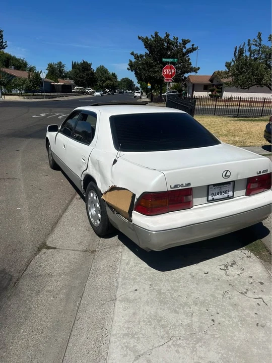 1996 Lexus LS 2nd Gen - Image 4 of 9