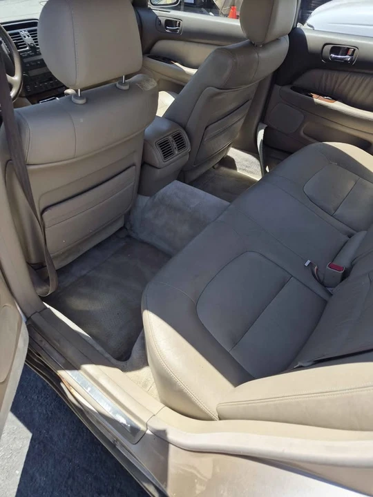 1996 Lexus LS 2nd Gen - Image 2 of 5