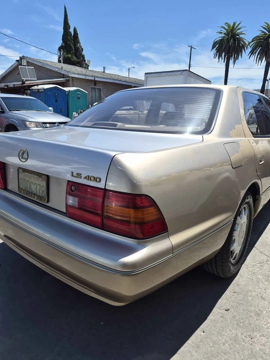 1996 Lexus LS 2nd Gen - Image 5 of 5