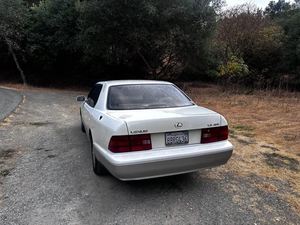 1996 Lexus LS 2nd Gen - Image 5 of 8