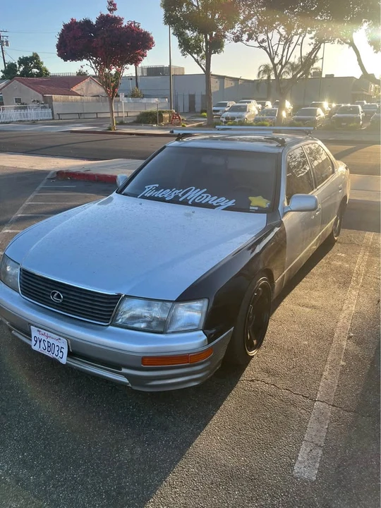 1996 Lexus LS 2nd Gen - Image 2 of 5