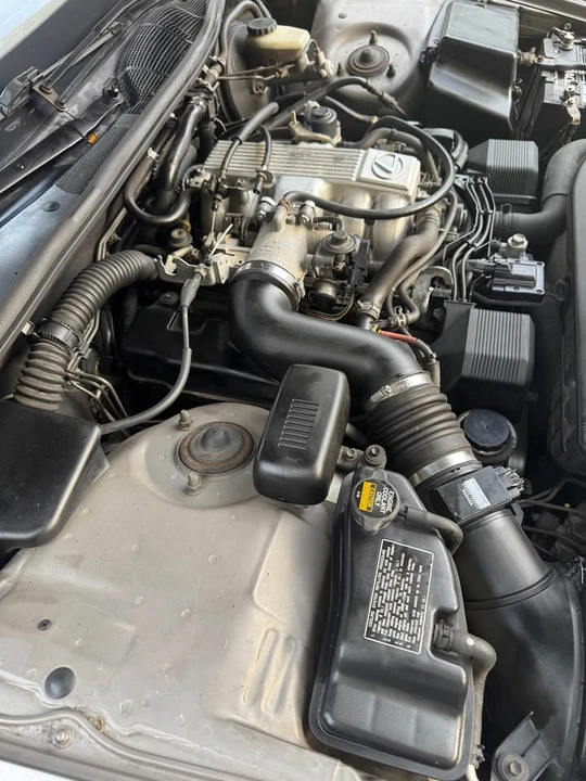 1996 Lexus LS 2nd Gen - Image 11 of 17