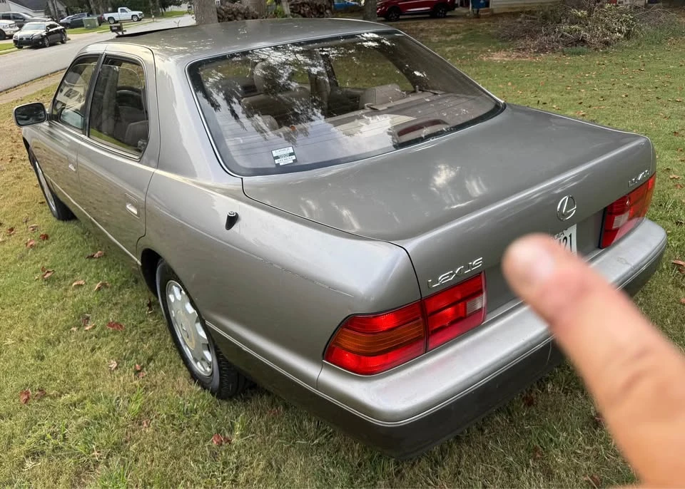 1996 Lexus LS 2nd Gen - Image 3 of 17