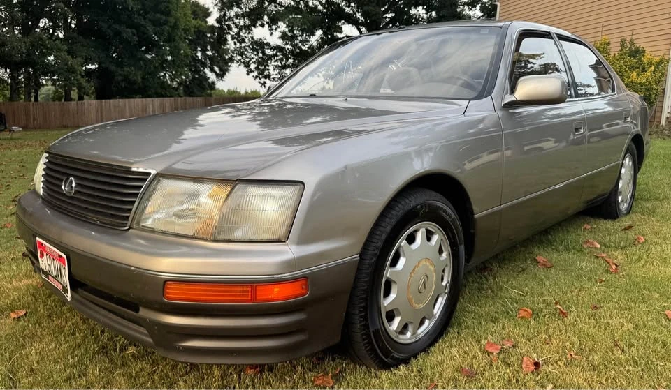 1996 Lexus LS 2nd Gen - Image 2 of 17