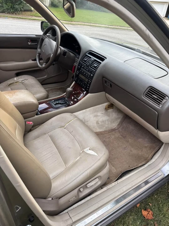 1996 Lexus LS 2nd Gen - Image 8 of 17