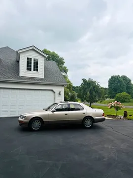 1996 Lexus LS 400 Sedan