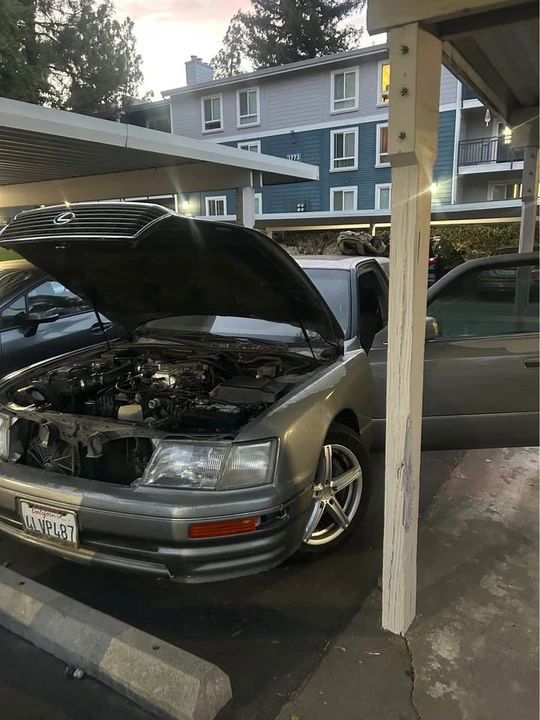 1996 Lexus LS 2nd Gen - Image 2 of 5