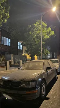 1996 Lexus LS 400 Sedan 4D