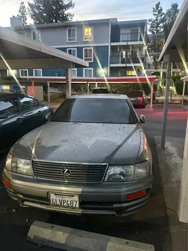 1996 Lexus LS 400 Sedan